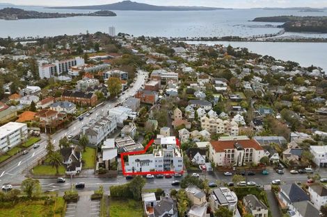 Photo of property in Illawarra Flats, 5/6 Brighton Road, Parnell, Auckland, 1052