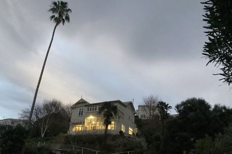 Photo of property in 16 Brewster Street, Bluff Hill, Napier, 4110