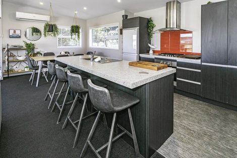 Photo of property in 336 Wharf Road, Coromandel, 3506