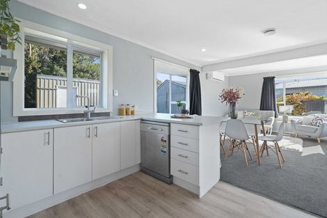 Photo of property in 79 Boston Avenue, Hornby, Christchurch, 8042