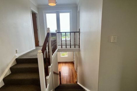 Photo of property in 14 Mountain View Road, Fitzherbert, Palmerston North, 4410