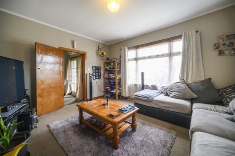 Photo of property in 97 Botanical Road, Takaro, Palmerston North, 4412