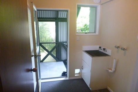 Photo of property in 25 Hartford Crescent, Totara Park, Upper Hutt, 5018