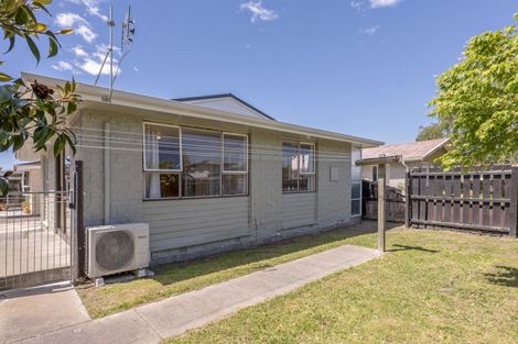 Photo of property in 1/14 Four Elms Place, Parklands, Christchurch, 8083