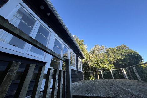 Photo of property in 325 Grays Road, Pauatahanui, Porirua, 5381