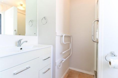 Photo of property in 75 Hillcrest Drive, Kelvin Grove, Palmerston North, 4414