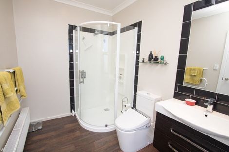 Photo of property in 17 Whiteoak Grove, Tinwald, Ashburton, 7700