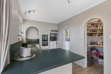 Photo of property in 61 Clawton Street, Westown, New Plymouth, 4310