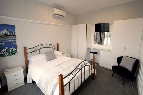 Photo of property in 2/14 Muritai Terrace, Mount Pleasant, Christchurch, 8081