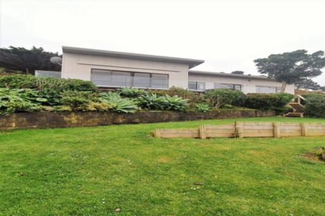 Photo of property in 69 North Street, Mokau, 4376
