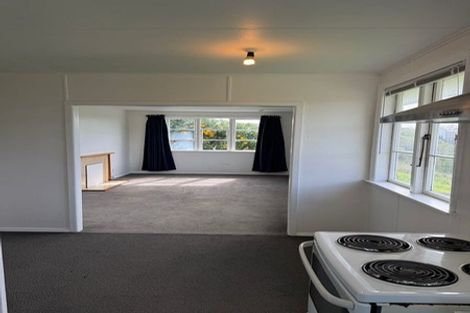 Photo of property in 66 Banks Street, Marfell, New Plymouth, 4310