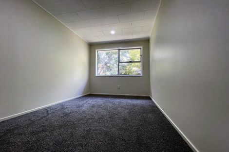 Photo of property in 13 Cockayne Crescent, Sunnynook, Auckland, 0620