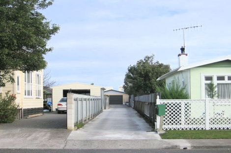 Photo of property in 309a Fenwick Street, Mayfair, Hastings, 4122