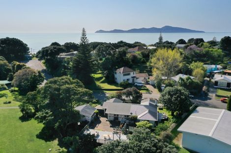 Photo of property in 4 Tarawa Street, Paekakariki, 5034