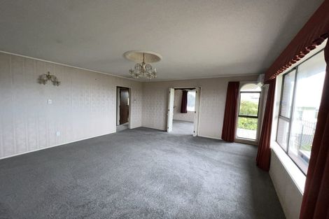 Photo of property in 7 Marama Street, Castor Bay, Auckland, 0620