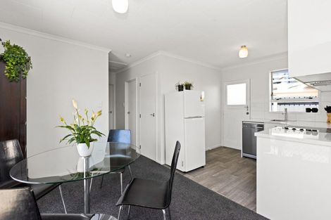Photo of property in 1/508 Poplar Place, Akina, Hastings, 4122