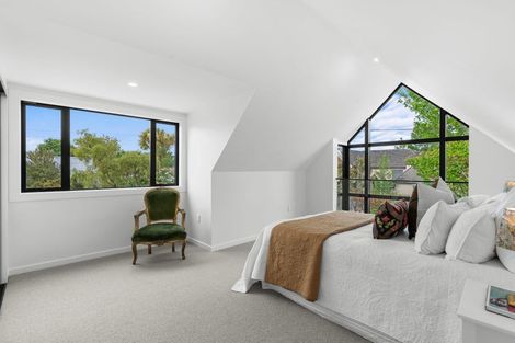 Photo of property in 11 Stratford Street, Merivale, Christchurch, 8014