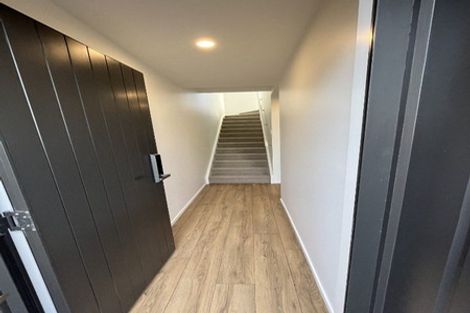 Photo of property in 4/28 Westgate Drive, Westgate, Auckland, 0614