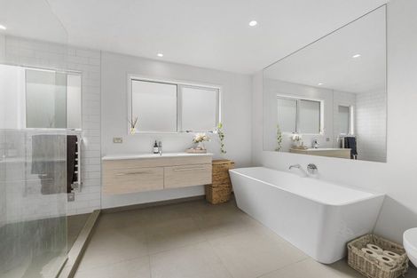 Photo of property in 12a Sycamore Grove, Lower Vogeltown, New Plymouth, 4310