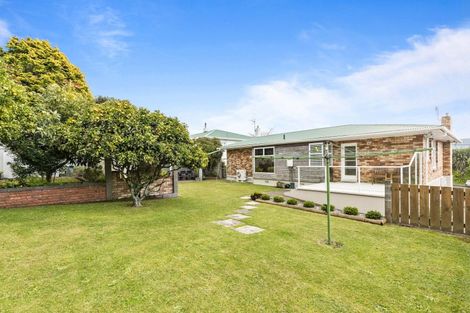 Photo of property in 71 Clawton Street, Westown, New Plymouth, 4310