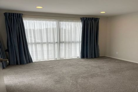 Photo of property in 2a Finnerty Avenue, Bucklands Beach, Auckland, 2014