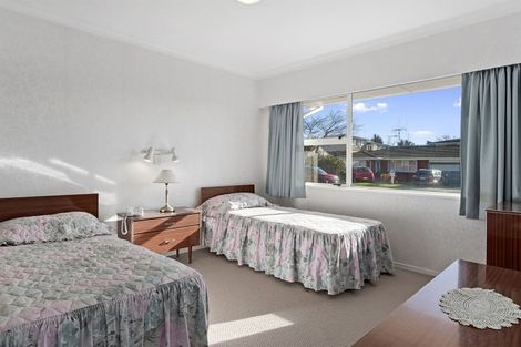 Photo of property in 2 Tupaea Place, Otumoetai, Tauranga, 3110