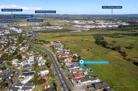 Photo of property in 38 Hobsonville Road, West Harbour, Auckland, 0618