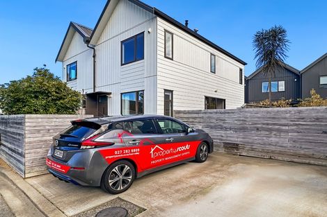 Photo of property in 30 Ron Deal Way, Epuni, Lower Hutt, 5011