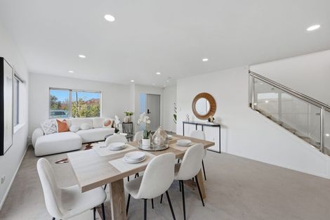 Photo of property in 17a Patons Road, Howick, Auckland, 2014