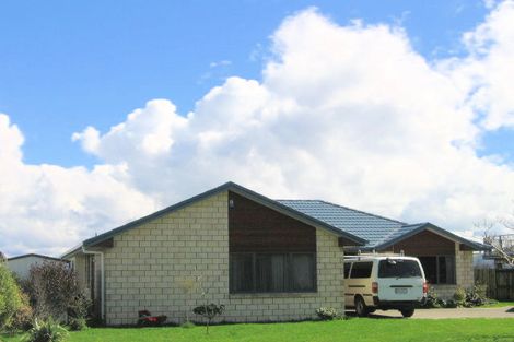 Photo of property in 2 Hulme Place, Owhata, Rotorua, 3010