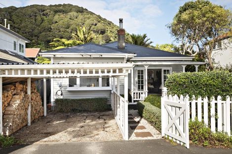 Photo of property in 3 Ngaio Street, Eastbourne, Lower Hutt, 5013