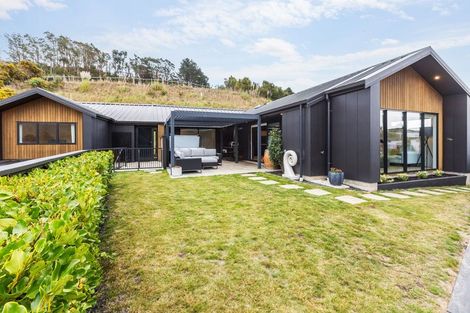 Photo of property in 23 Banks Boulevard, Whitby, Porirua, 5024