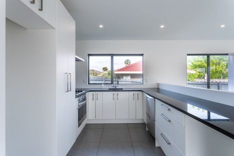Photo of property in 78 Burswood Drive, Burswood, Auckland, 2013