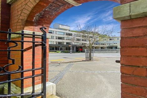 Photo of property in Sharella Living, 20 Glenmore Street, Thorndon, Wellington, 6011