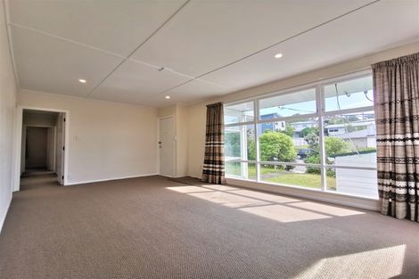 Photo of property in 99 Beazley Avenue, Paparangi, Wellington, 6037