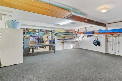 Photo of property in 1/32 Beach Road, Castor Bay, Auckland, 0620