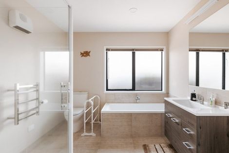 Photo of property in 250 Hamurana Road, Omokoroa, 3114