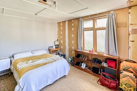 Photo of property in 8 Pitarua Street, Thorndon, Wellington, 6011