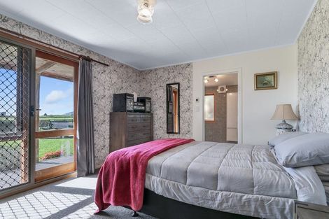 Photo of property in 382 Kimberley Road, Levin, 5571