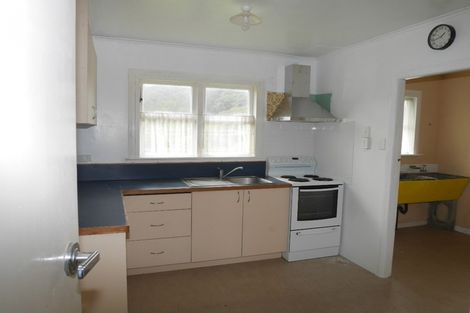 Photo of property in 10 Rangiuru Road, Otaki Beach, Otaki, 5512