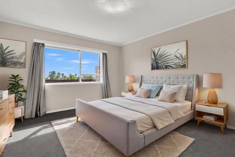 Photo of property in 2/30 Simkin Avenue, St Johns, Auckland, 1072
