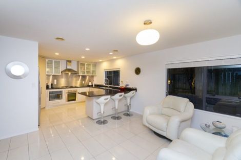 Photo of property in 46 The Masthead, Whitby, Porirua, 5024