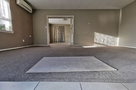 Photo of property in 1/387 Withells Road, Avonhead, Christchurch, 8042