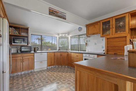 Photo of property in 5c Lindaver Grove, Merrilands, New Plymouth, 4312