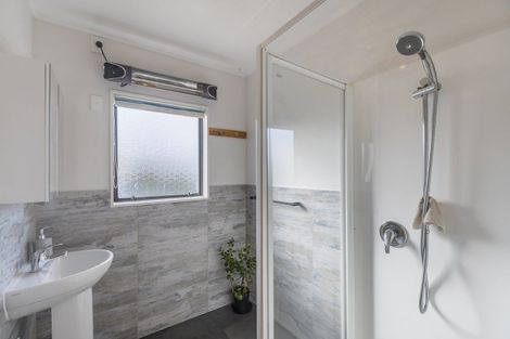 Photo of property in 19 Spackman Crescent, Paraparaumu, 5032