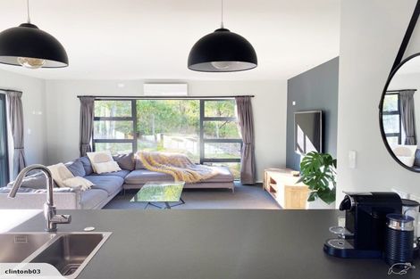 Photo of property in 24 Shadon Place, Stanmore Bay, Whangaparaoa, 0932