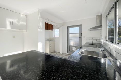 Photo of property in 4a Ruamahanga Crescent, Terrace End, Palmerston North, 4410