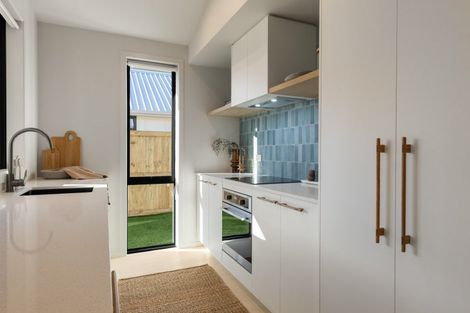Photo of property in 247 Shakespeare Street, Leamington, Cambridge, 3432
