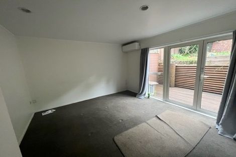 Photo of property in 76 Memorial Drive, Hamilton East, Hamilton, 3216