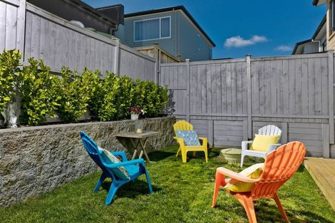 Photo of property in 16 Toia Lane, Silverdale, 0932